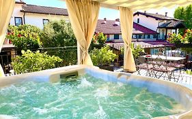Dimora Di Charme Rooms & Apartments
